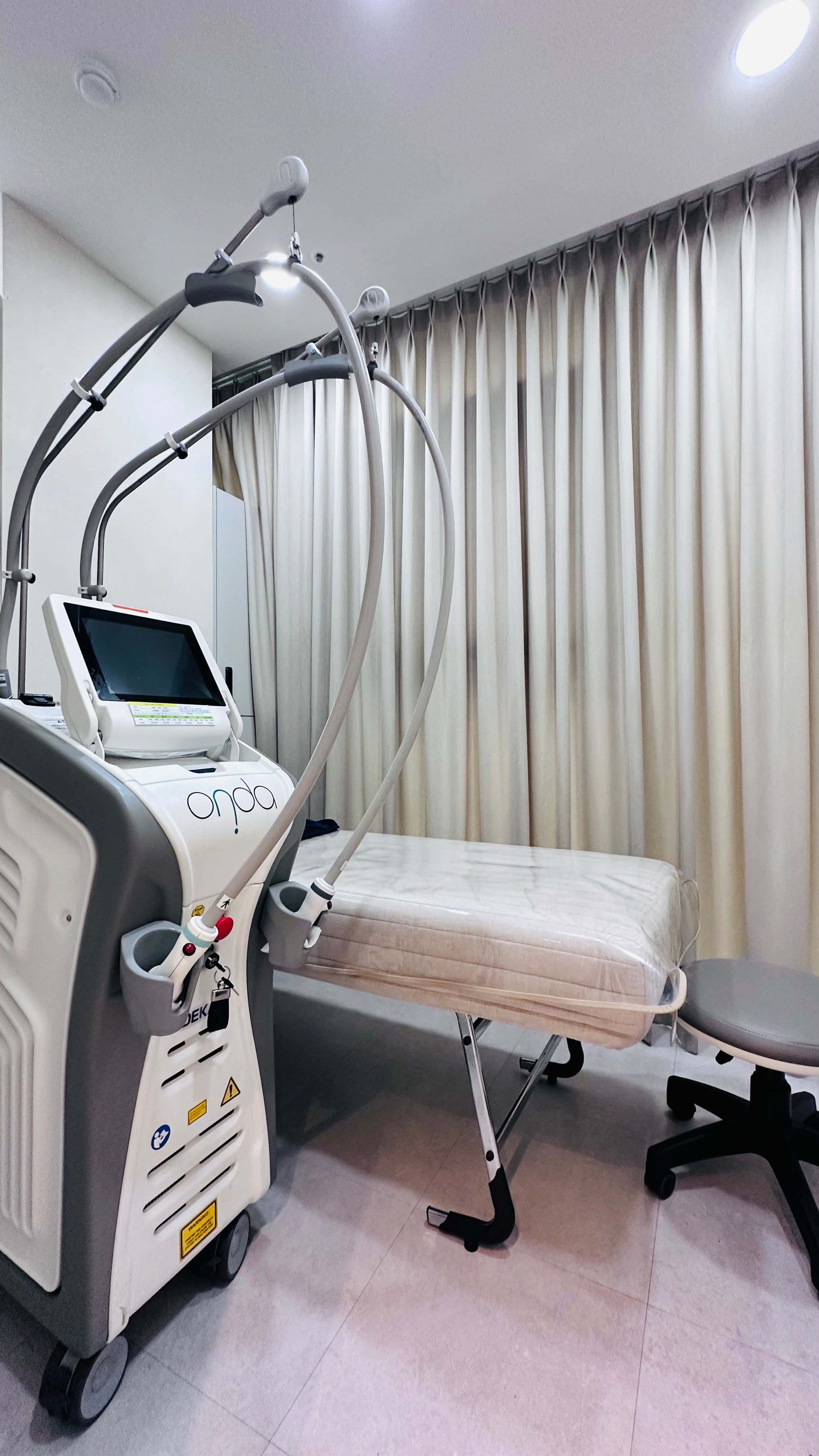 Myeongdong Contour Injection